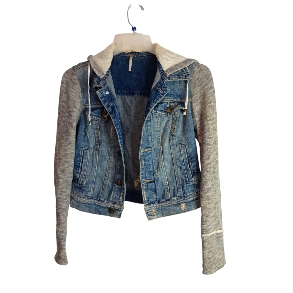 Free‎ people Jean Sweatshirt Jacket Distressed Removable Hood Size Small